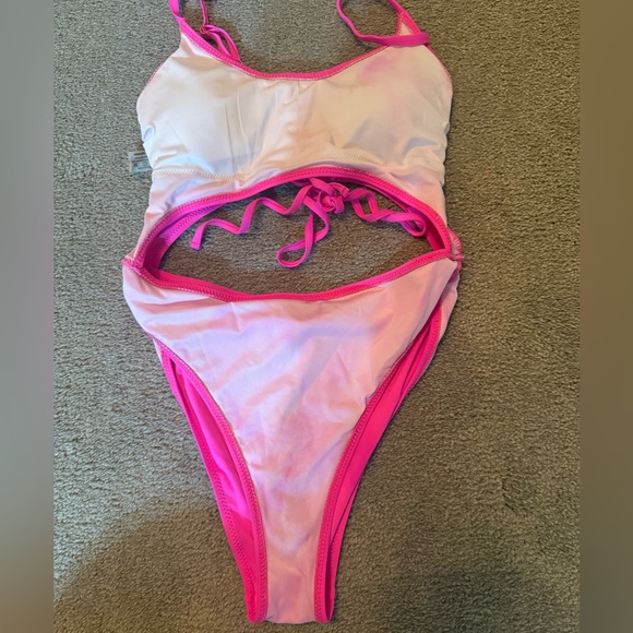 Hot pink Monokini - Picture 6 of 7